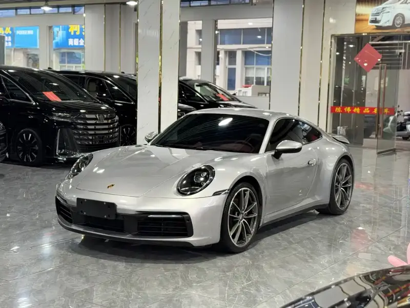 Porsche 911, 2023