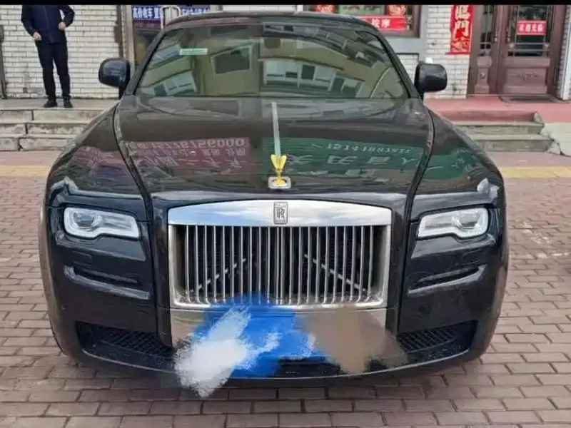 Rolls-Royce Ghost, 2012