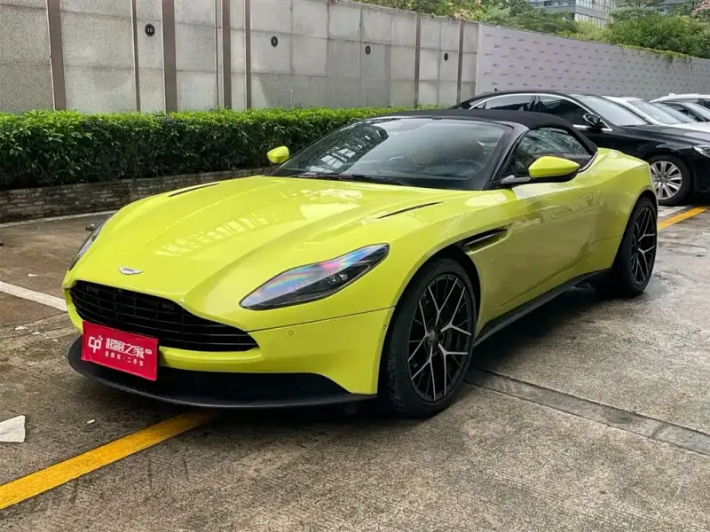 Aston Martin DB11, 2019