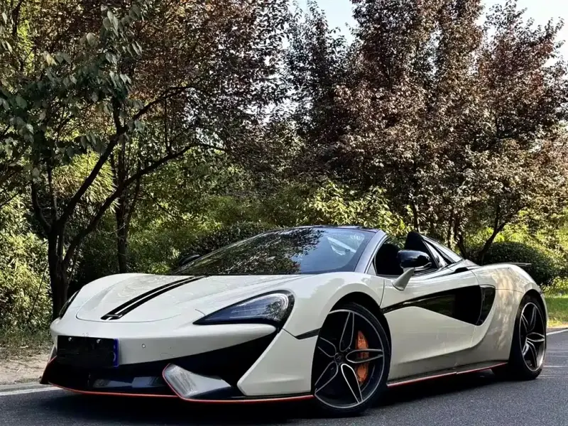 McLaren 570, 2018