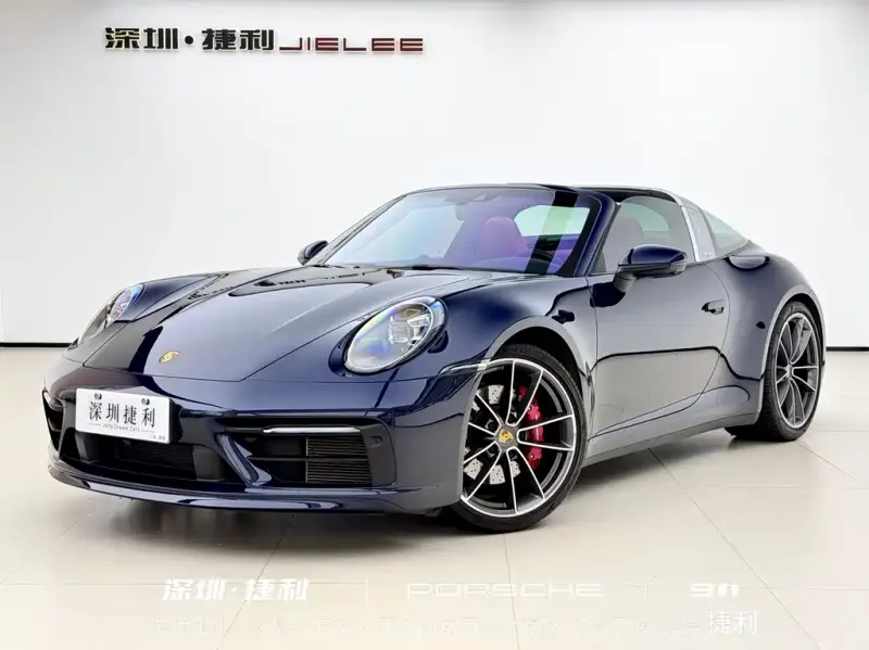 Porsche 911, 2021