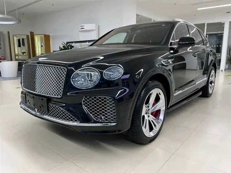 Bentley Bentayga, 2022 — фото 1