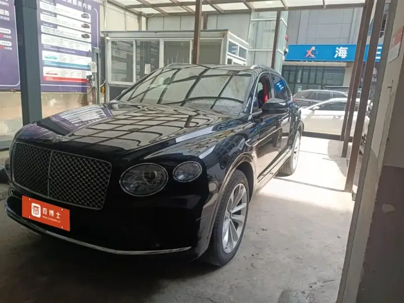 Bentley Bentayga, 2024