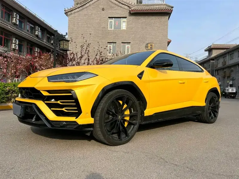 Lamborghini Urus, 2021