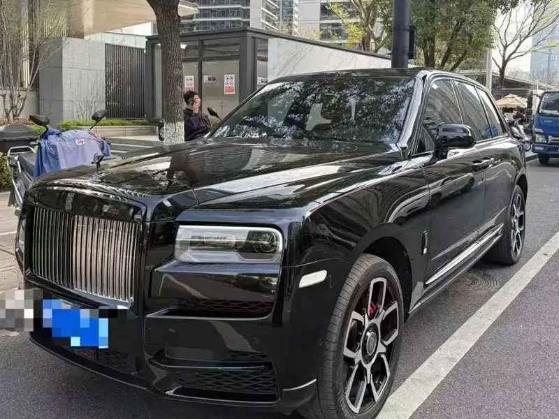 Rolls-Royce Cullinan, 2022