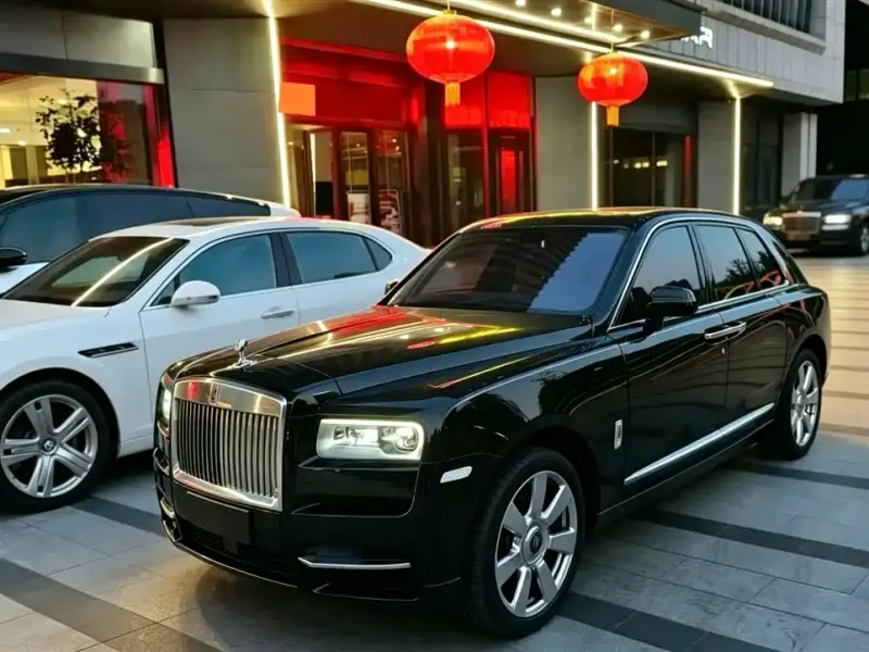 Rolls-Royce Cullinan, 2022