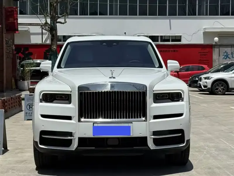 Rolls-Royce Cullinan, 2023