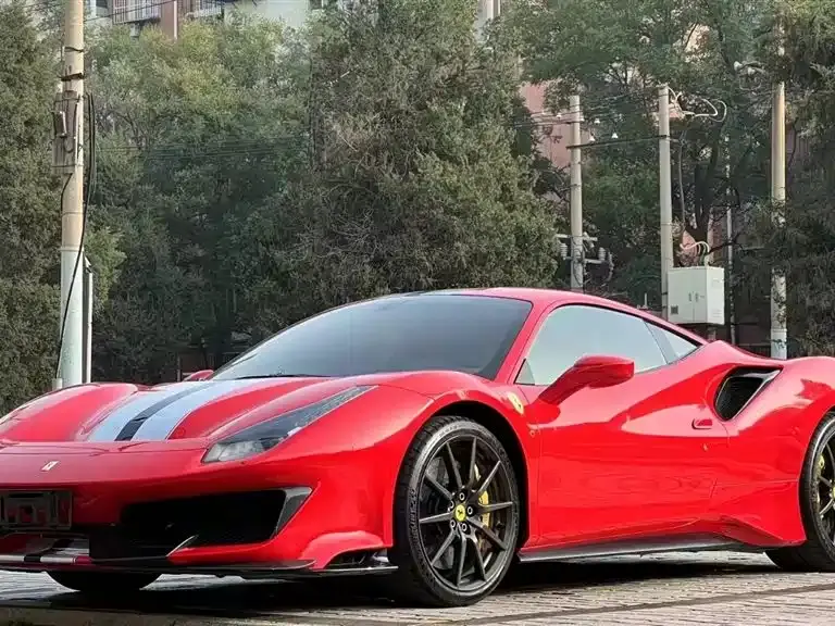 Ferrari 488, 2019