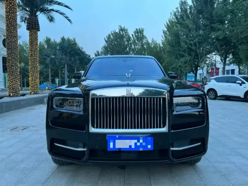 Rolls-Royce Cullinan, 2021