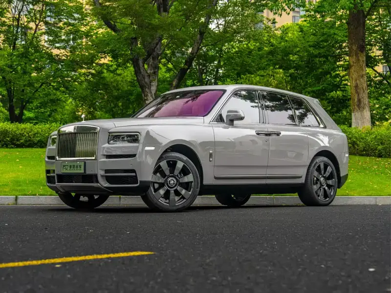 Rolls-Royce Cullinan, 2022