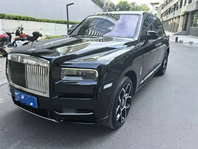 Rolls-Royce Cullinan, 2024