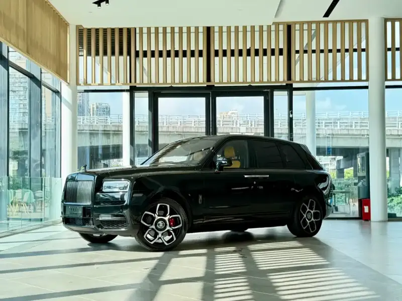 Rolls-Royce Cullinan, 2023