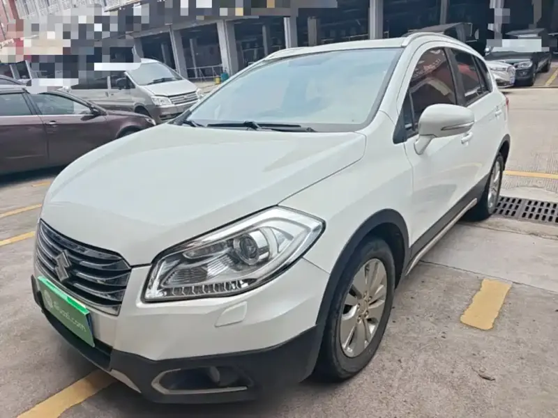 Suzuki S-Cross, 2015