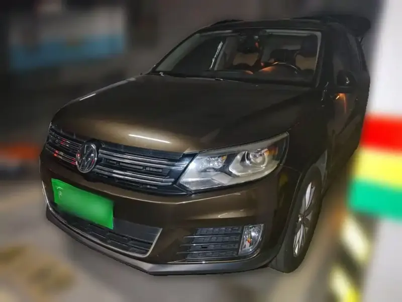 Volkswagen Tiguan, 2015