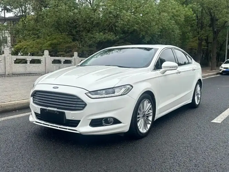 Ford Mondeo, 2014 — фото 1