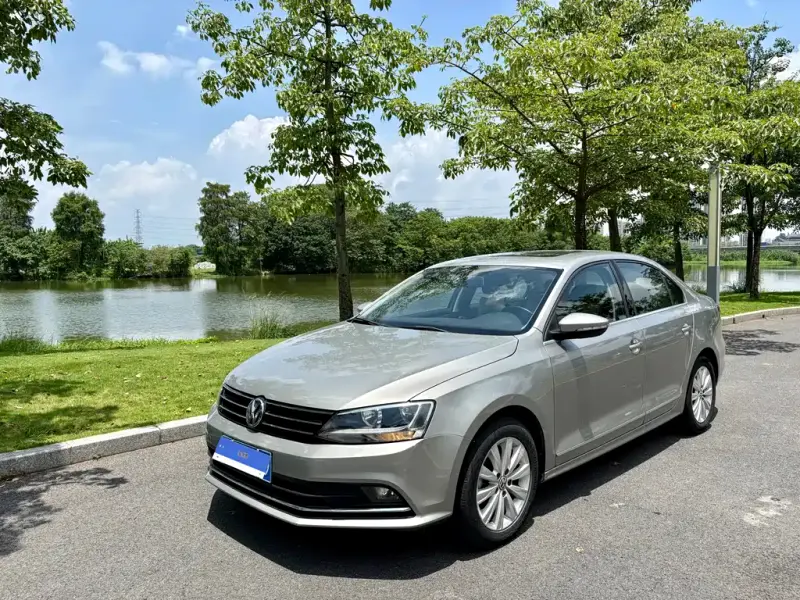Volkswagen Sagitar, 2016