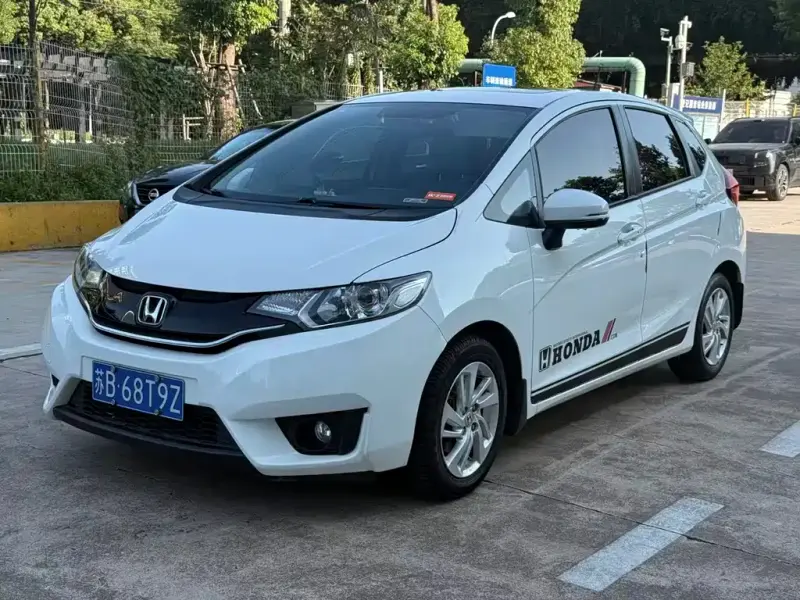Honda Fit, 2016 — фото 1