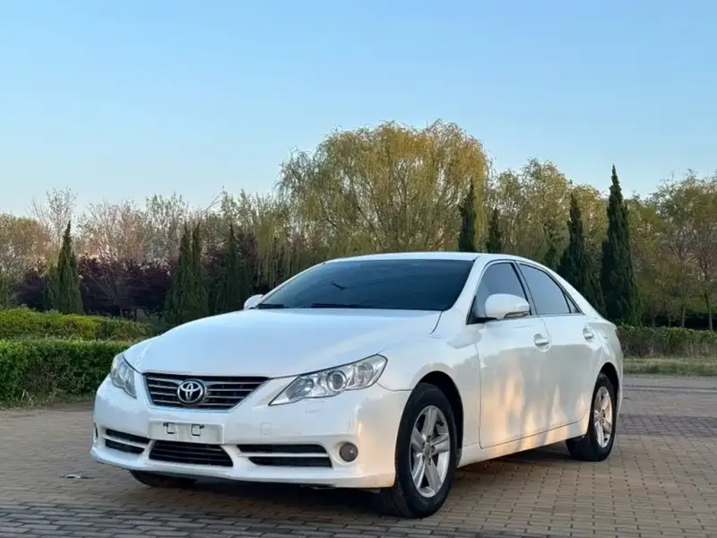 Toyota Reiz, 2012