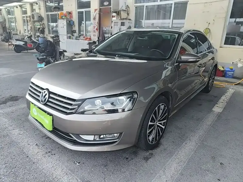 Volkswagen Passat, 2015