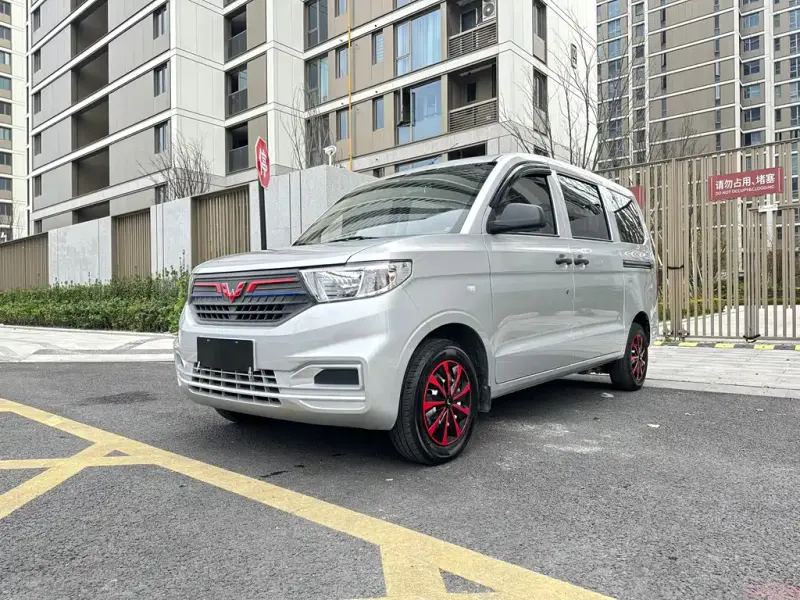 Wuling Hongguang V, 2024