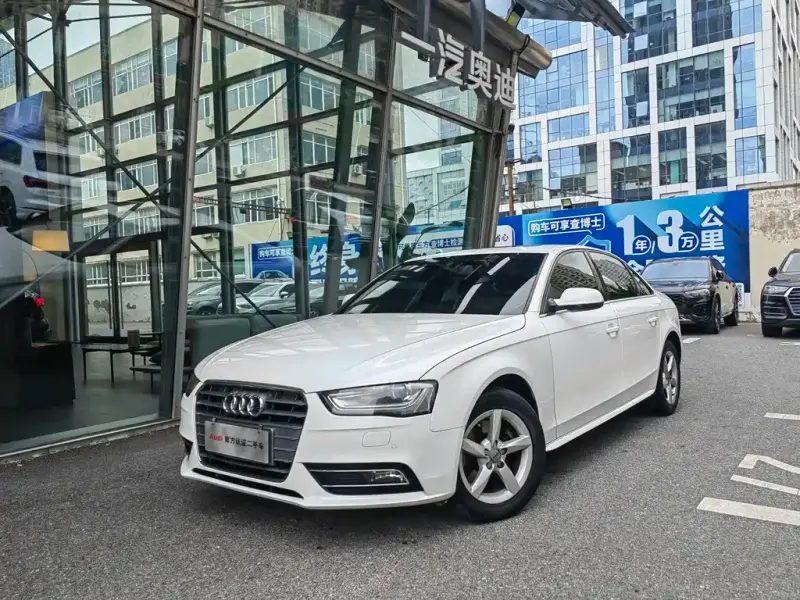 Audi A4L, 2015 — фото 1