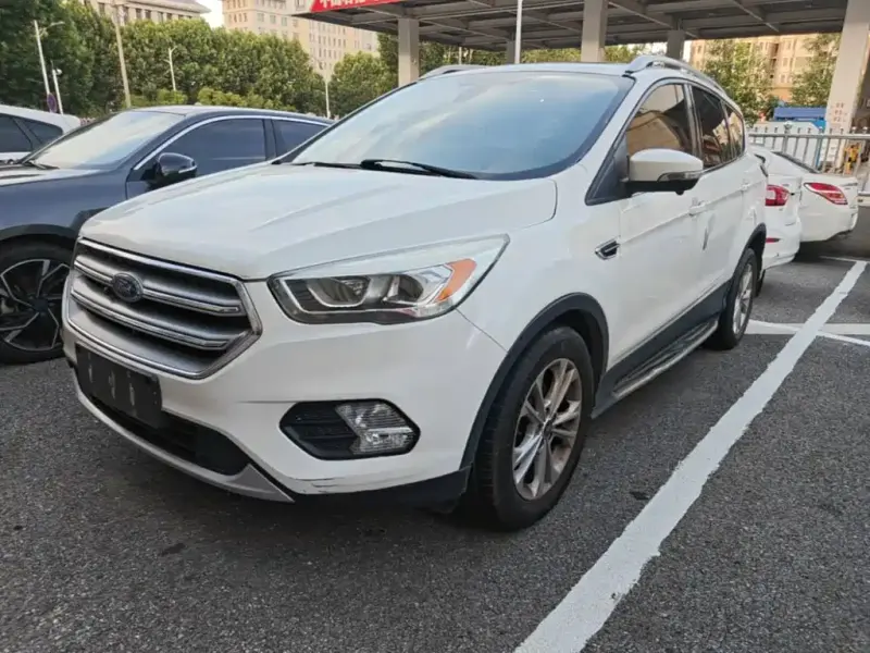Ford Kuga, 2019
