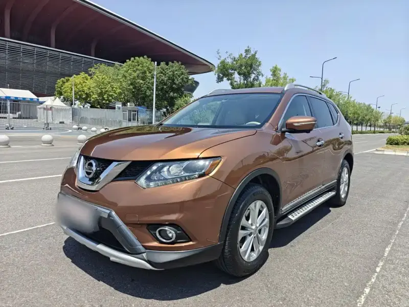 Nissan X-Trail, 2015 — фото 1