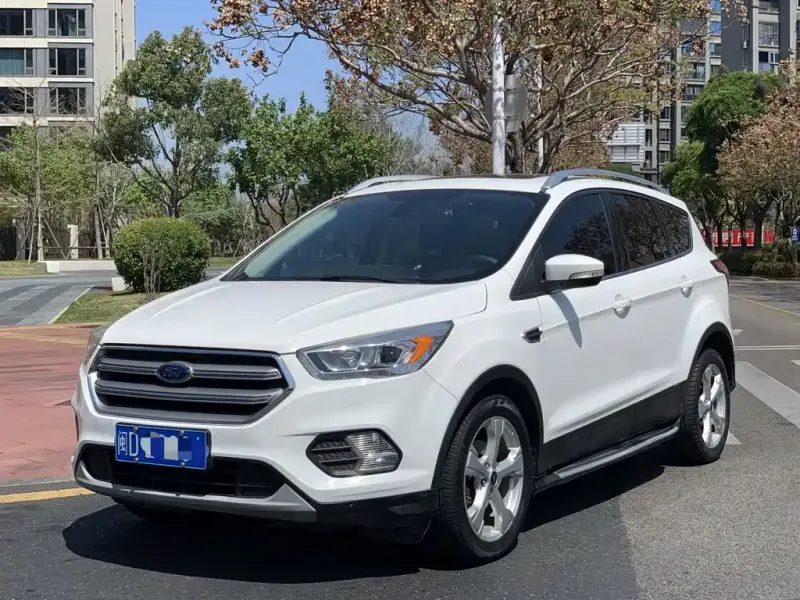 Ford Kuga, 2018