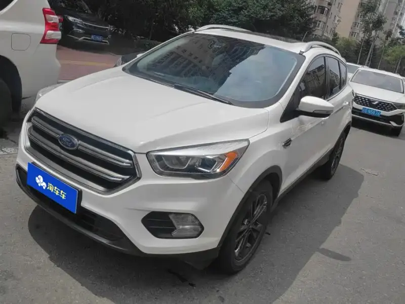 Ford Kuga, 2020