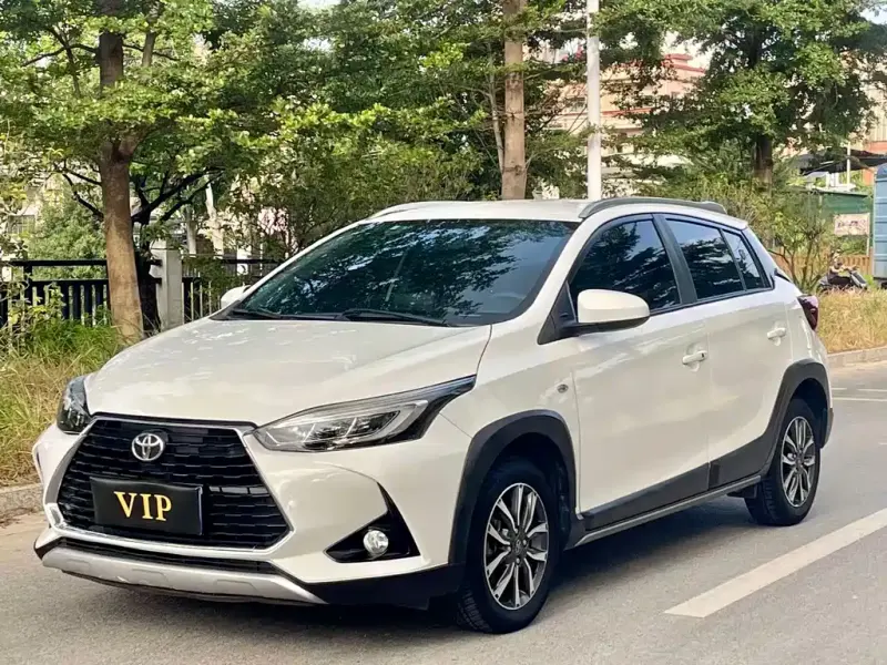 Toyota Yaris L, 2022