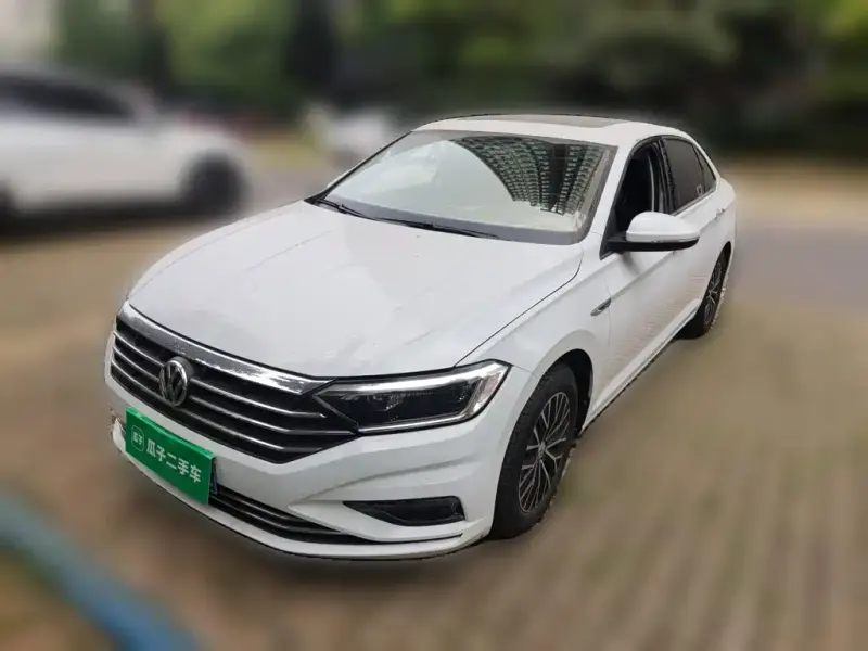 Volkswagen Sagitar, 2020