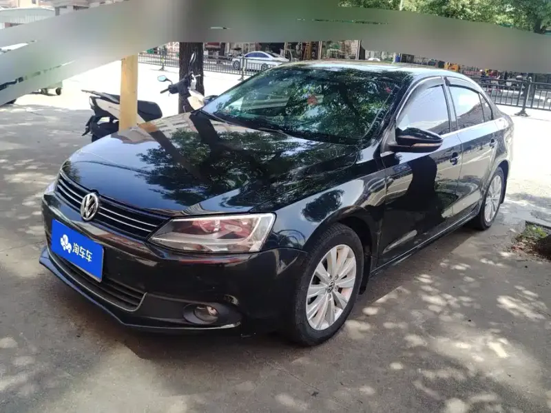Volkswagen Sagitar, 2014