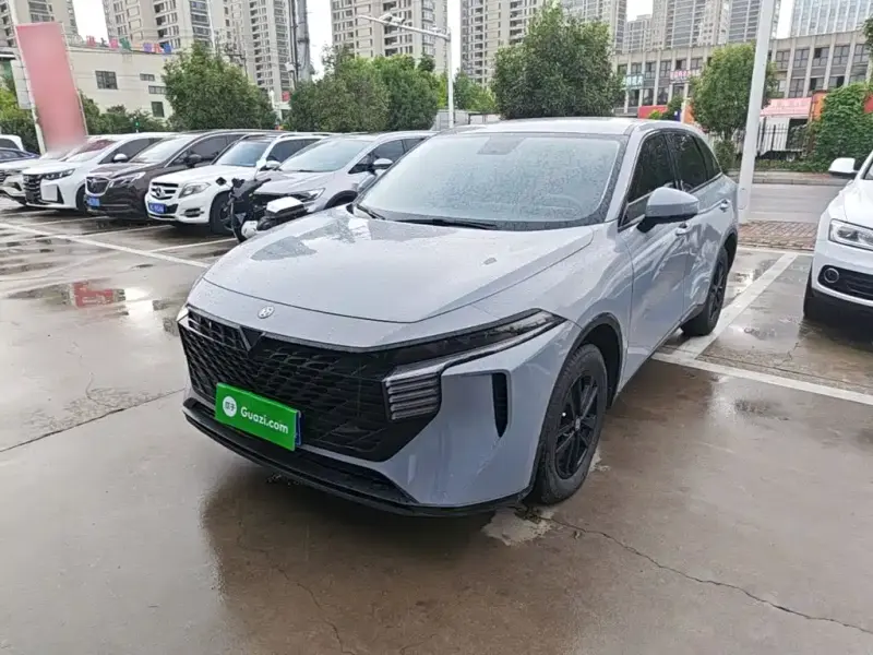Venucia V, 2024
