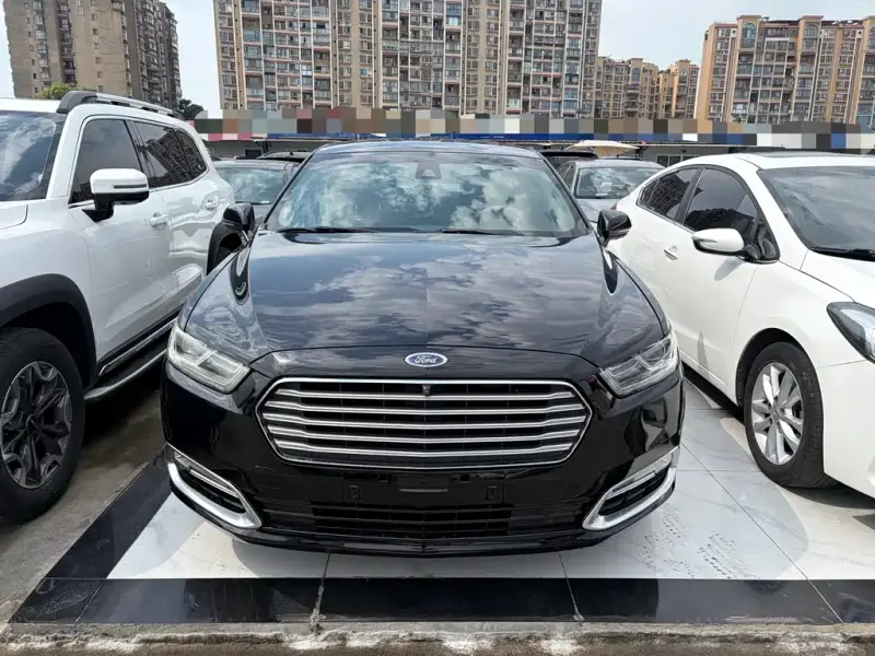 Ford Taurus, 2018