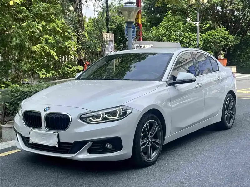 BMW 1 Series, 2019 — фото 1
