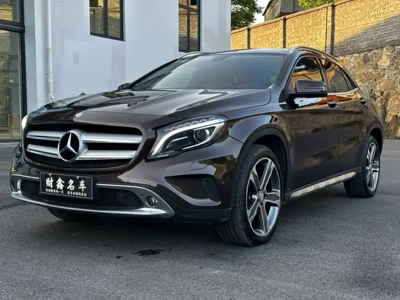 Mercedes-Benz GLA, 2016 — фото 1
