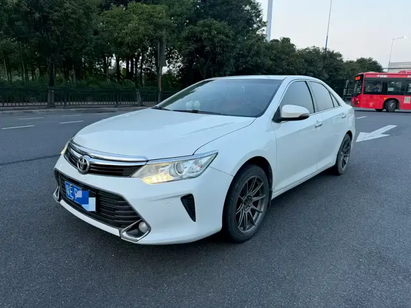 Toyota Camry, 2016 — фото 1