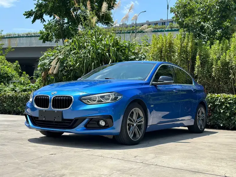 BMW 1 Series, 2018 — фото 1