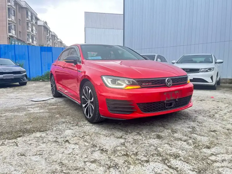 Volkswagen Lamando, 2018