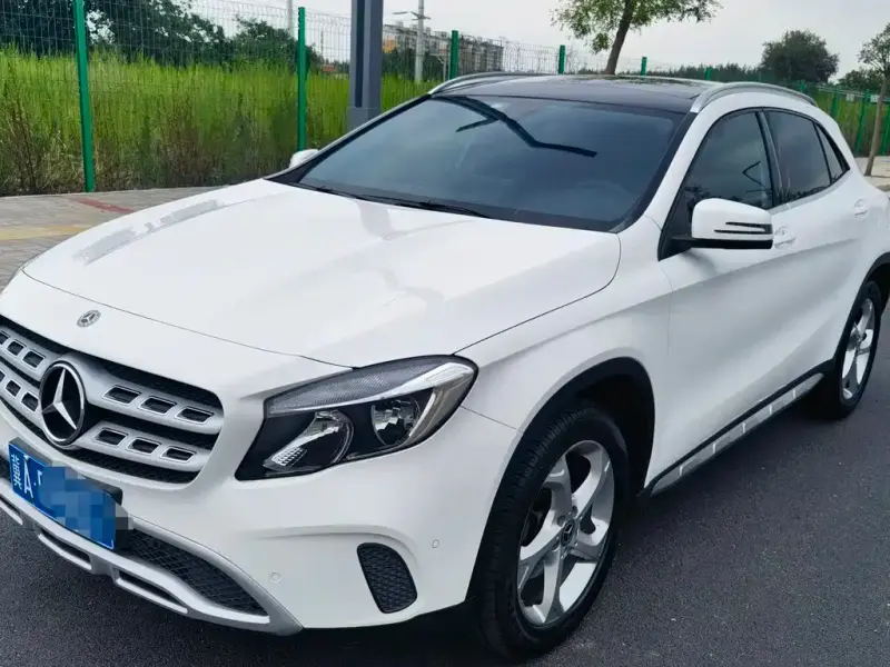 Mercedes-Benz GLA, 2018 — фото 1
