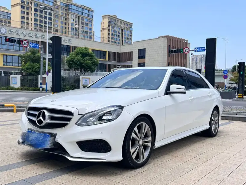 Mercedes-Benz E-Class, 2014 — фото 1