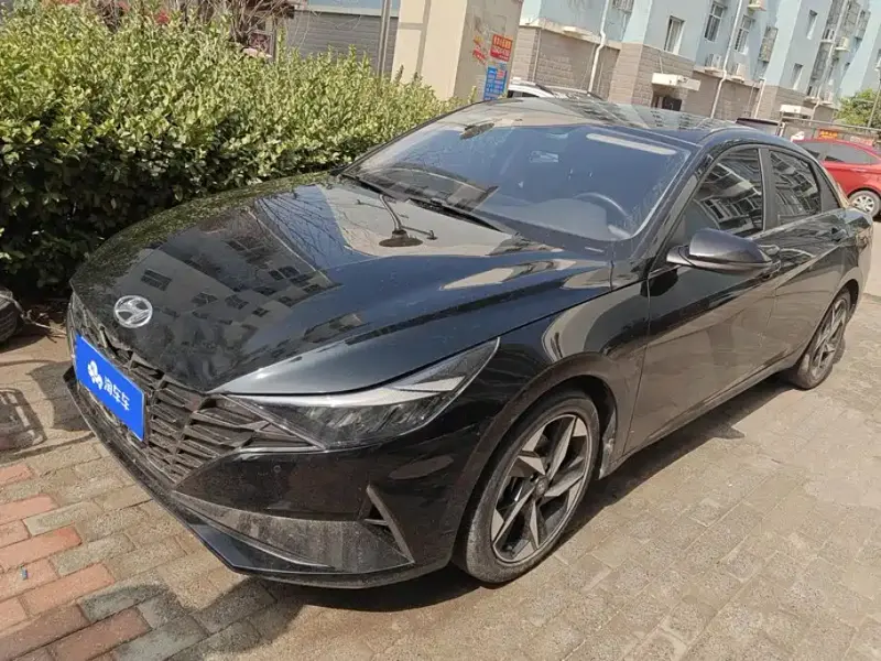 Hyundai Elantra, 2023