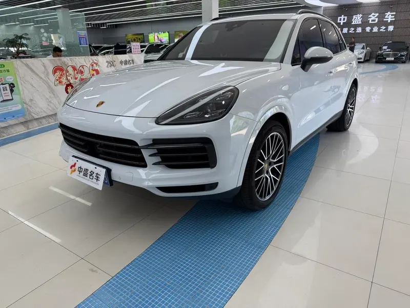 Porsche Cayenne, 2023