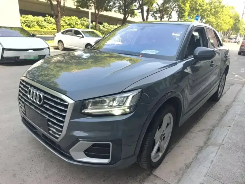 Audi Q2L, 2020