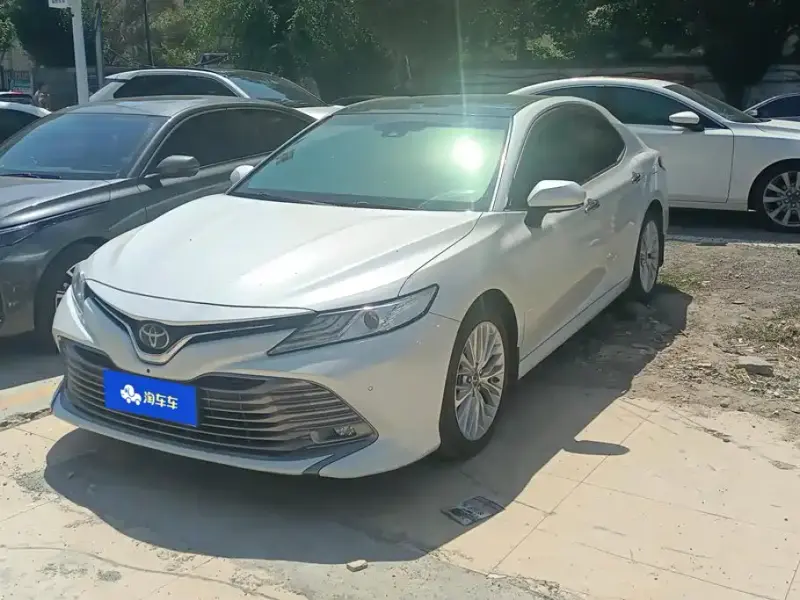 Toyota Camry, 2018