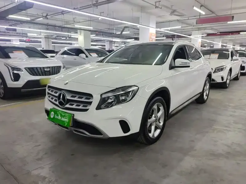 Mercedes-Benz GLA, 2018 — фото 1