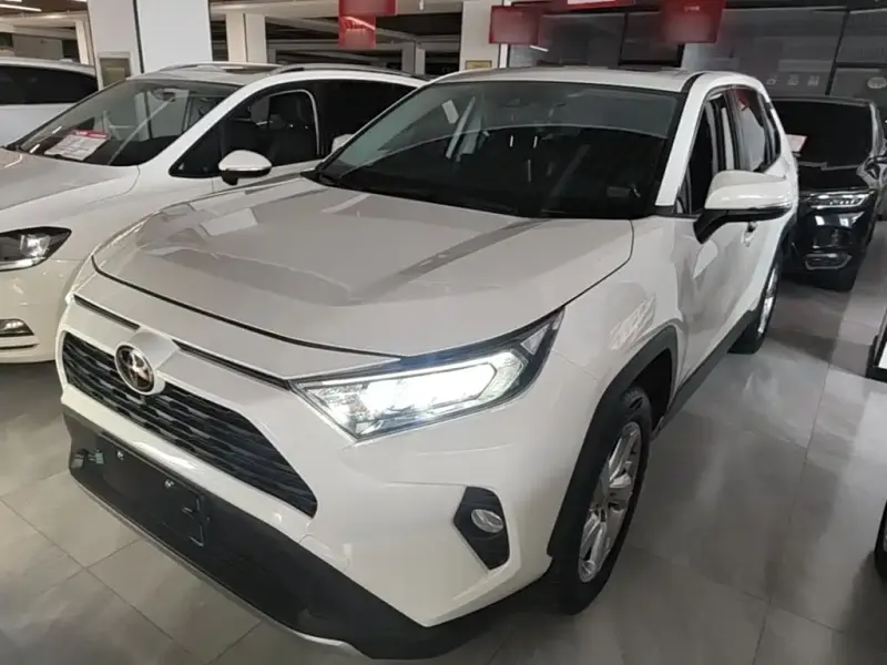Toyota RAV4, 2020 — фото 1