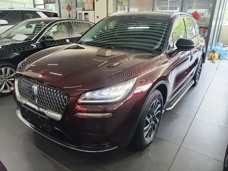 Lincoln Corsair, 2021