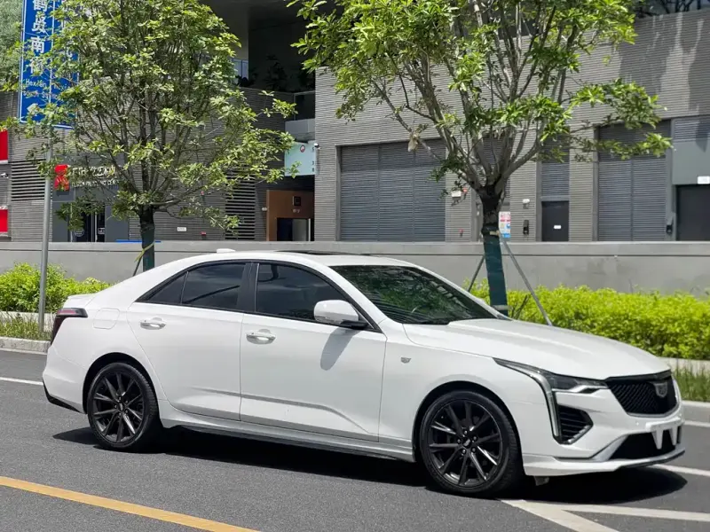 Cadillac CT4, 2021