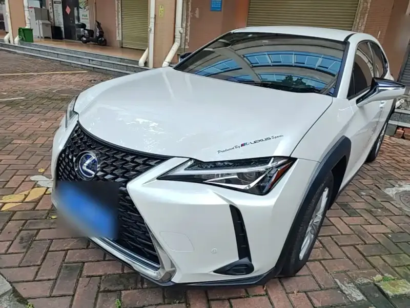 Lexus UX, 2019